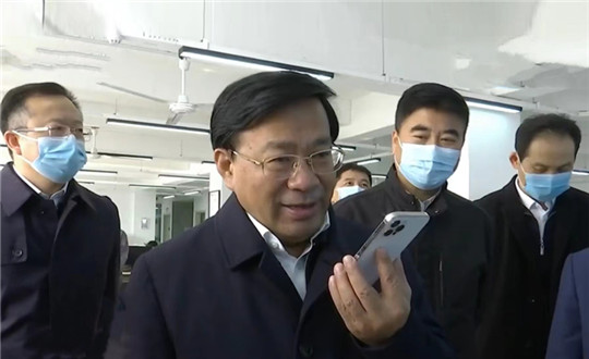 封一： 吉林省委副书记、省长韩俊莅临yl6809永利伊通供热_副本.jpg