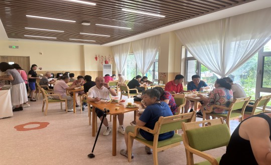 2024年8月10日，，，，，养老公司“亲亲邻里食堂”盛大开业_副本.jpg